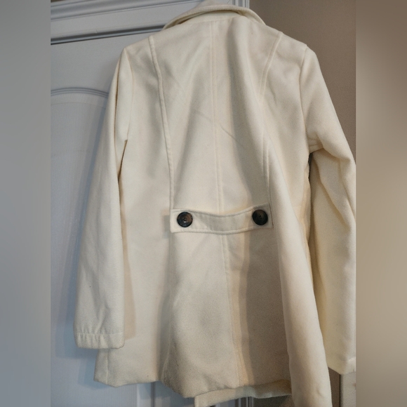 ME Jane XL ladies off white coat - Picture 7 of 7